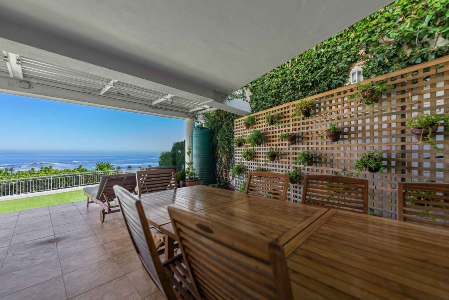 4 Bedroom Property for Sale in Camps Bay Western Cape